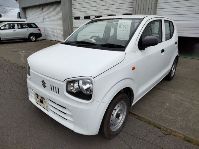 1212 Suzuki Alto van HA36V 2018 г. (LUM Hokkaido Nyusatsu)